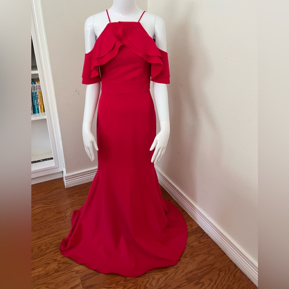 Nicole Miller beautiful fiusha gown